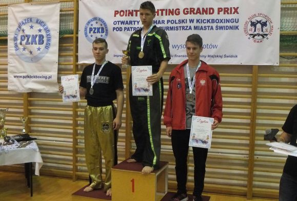 Dwa medale Pucharu Polski w rękach LKS „Puncher” Płock