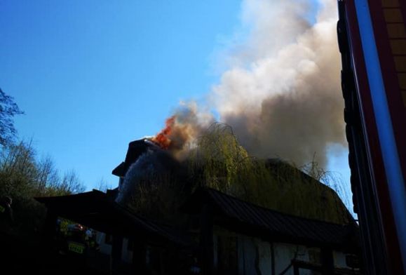 Pożar domu w gminie Łąck