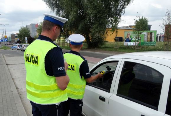 Policjanci patrolują okolice płockich szkół