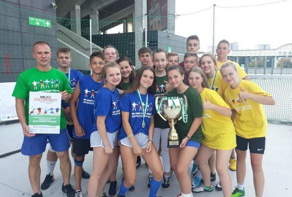 Drużyna z gminy Staroźreby wygrała międzynarodowy turniej w piłce nożnej