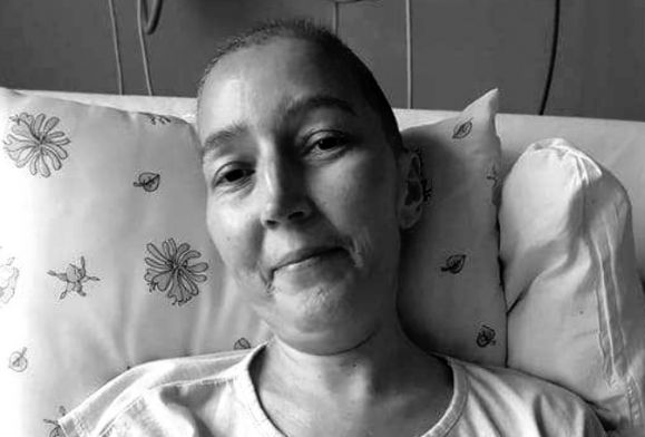 Pani Kasia przegrała walkę z nowotworem… Osierociła dwie córki
