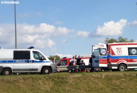 Wypadek trzech motocyklistów na Trasie Popiełuszki w Płocku [FILM, ZDJĘCIA]