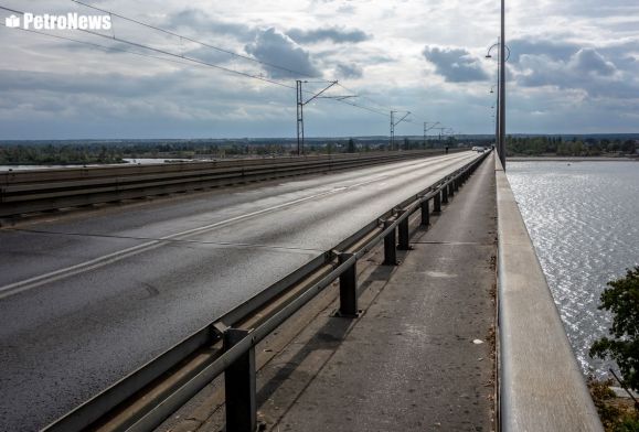 Mężczyzna skoczył z mostu do Wisły