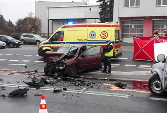Śmiertelny wypadek w Płocku. Są utrudnienia [ZDJĘCIA]