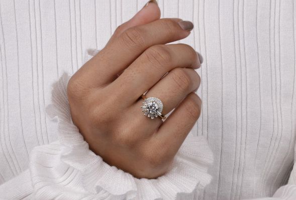 Pierścionek z diamentem na Wielkanocne zaręczyny? Sprawdź, jak dobrać do niego bransoletkę, by stworzyć zestaw idealny