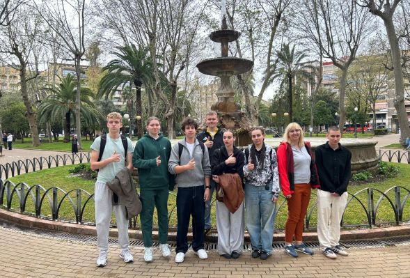 NAUKA BEZ GRANIC – UCZNIOWIE ZST NA WARSZTATACH STEM W KORDOBIE