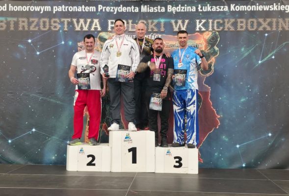 ZŁOTO I SREBRO MISTRZOSTW POLSKI W KICKBOXINGU